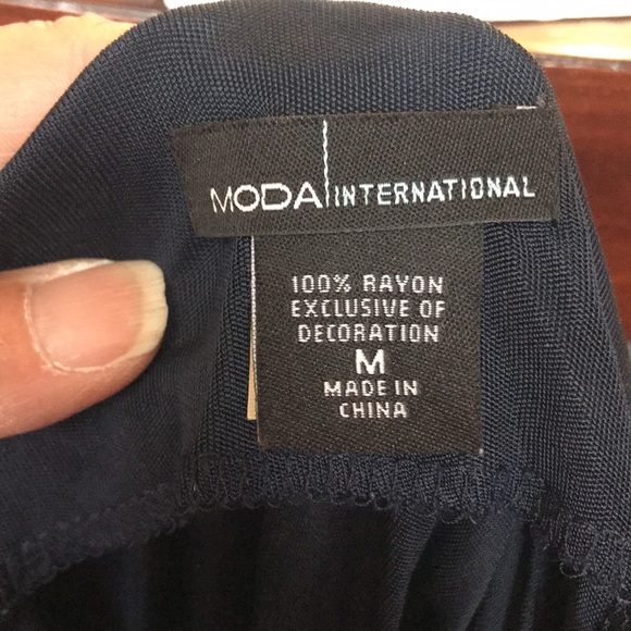 Women’s Moda Party Bejeweled Tunic - Picture 8 of 8